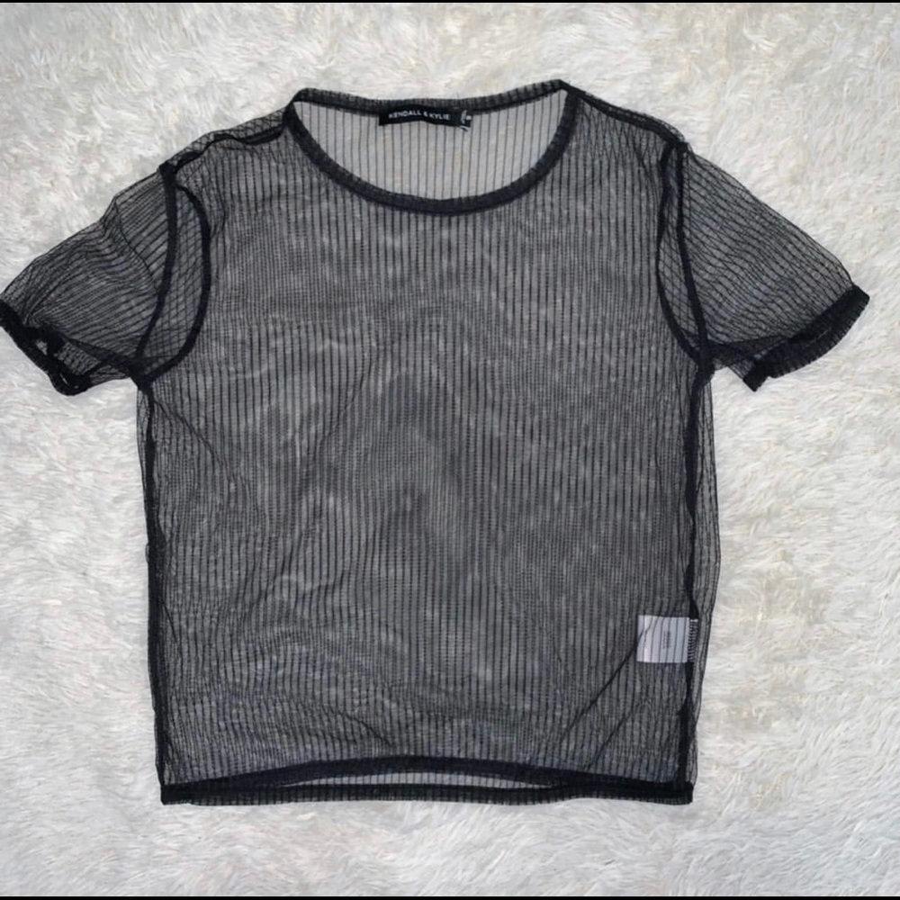 Kendal and Kylie short sleeve